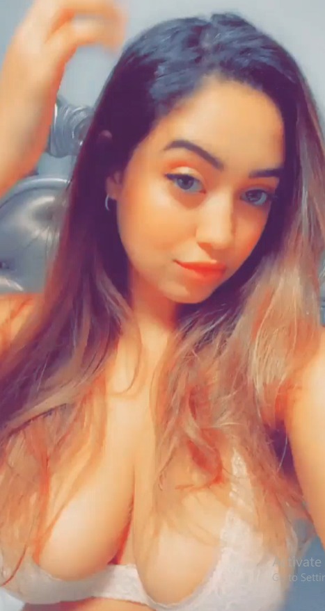 Big Boobs Girl On Snapchat